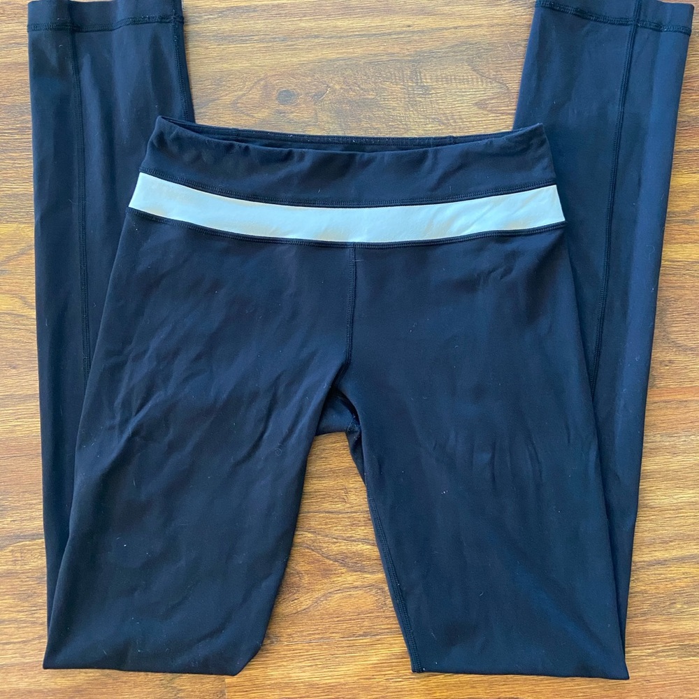 Lululemon Wunder Under Straight 6